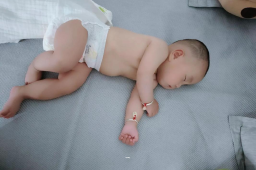 太康怀孕肚子撑的难受